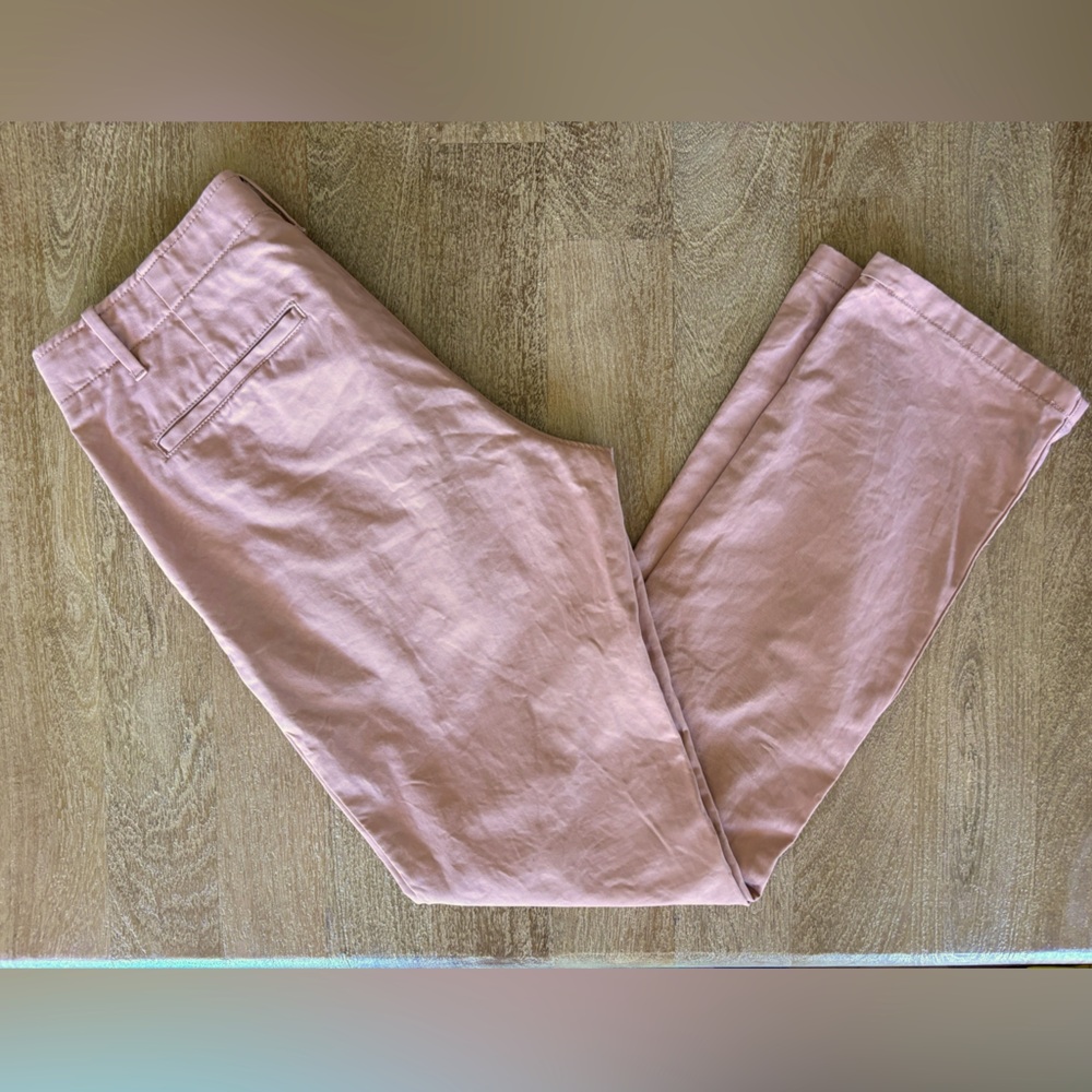 GAP Lived-In Chinos in Slim Fit